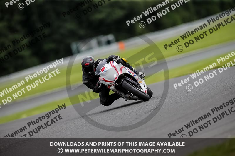 PJM Photography;anglesey;brands hatch;cadwell park;croft;donington park;enduro digital images;event digital images;eventdigitalimages;mallory;no limits;oulton park;peter wileman photography;racing digital images;silverstone;snetterton;trackday digital images;trackday photos;vmcc banbury run;welsh 2 day enduro